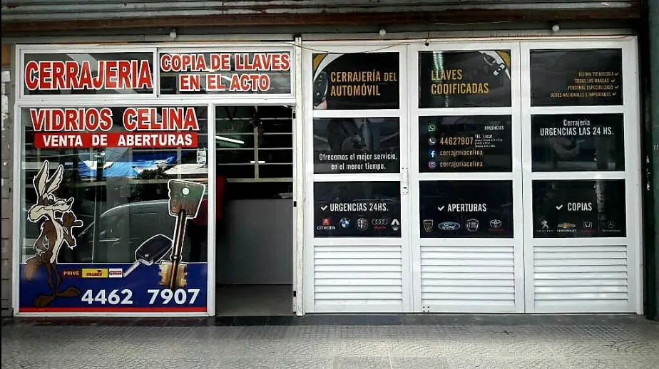 Local de vidriería y cerrajería en Villa Celina
